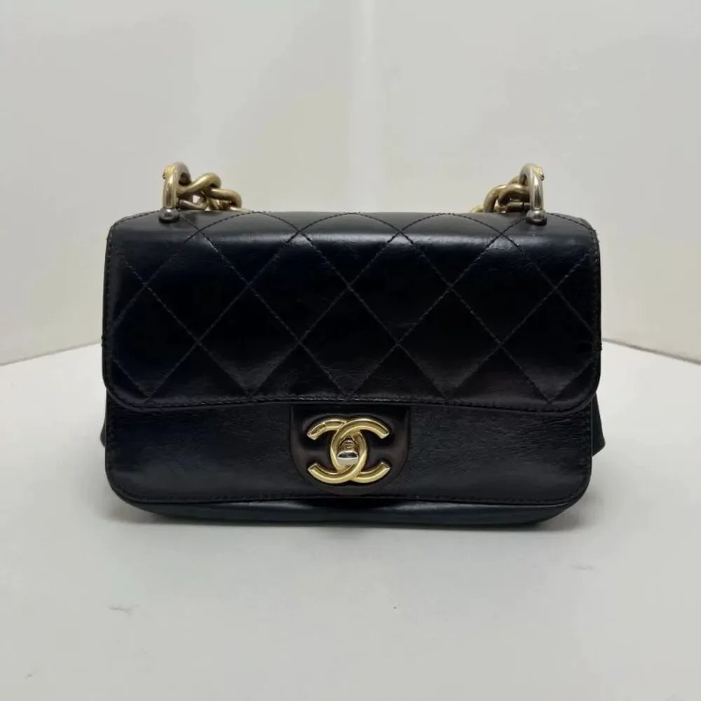 Chanel Women Pre-Loved Bag Very Good Condition
